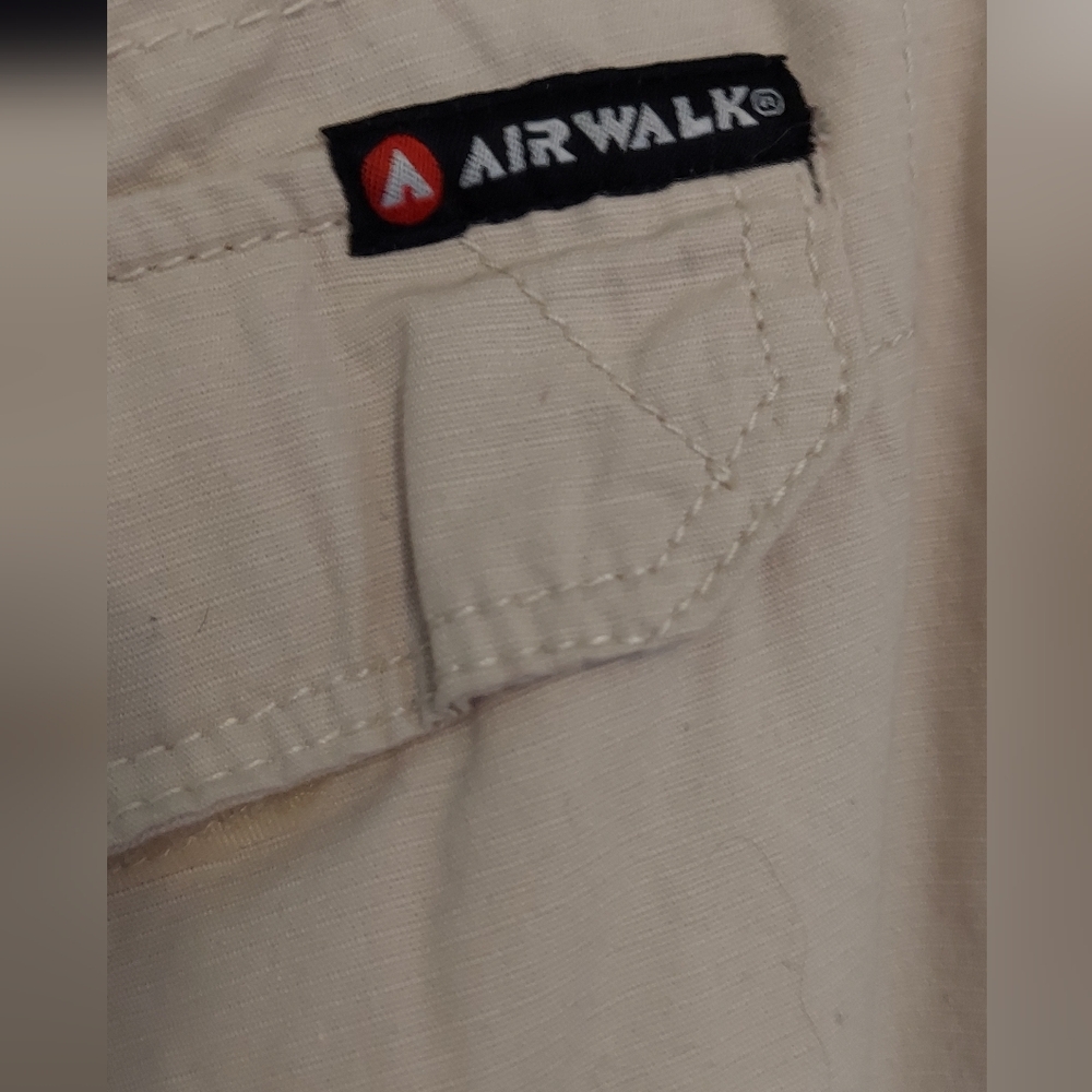 Air walk mens shorts waist 30 - Picture 2 of 7